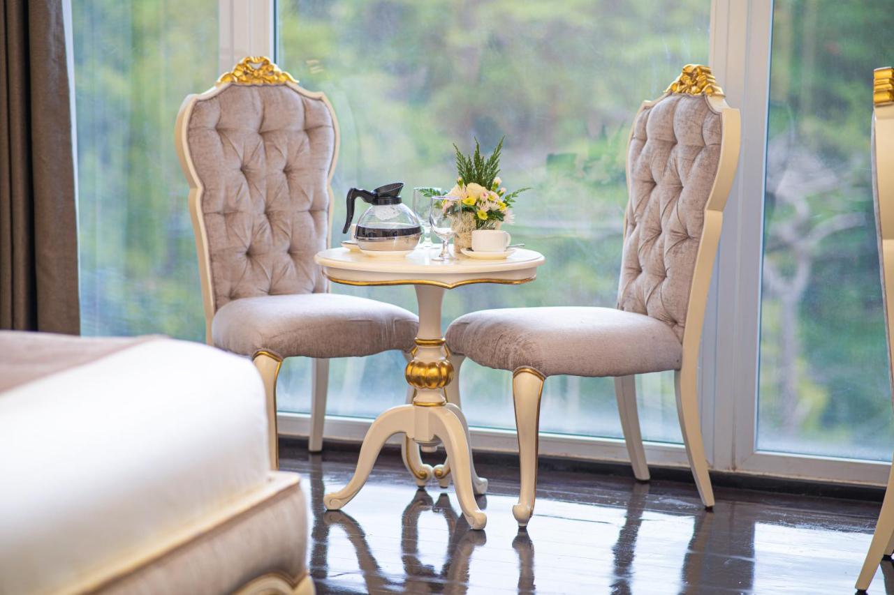 Lafaayette Luxury Suites Baguio City Екстер'єр фото