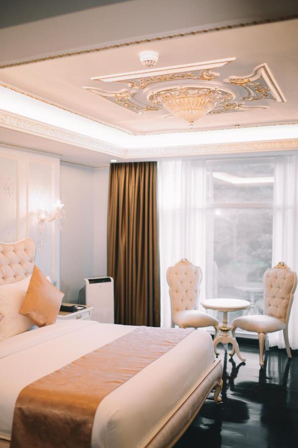 Lafaayette Luxury Suites Baguio City Екстер'єр фото